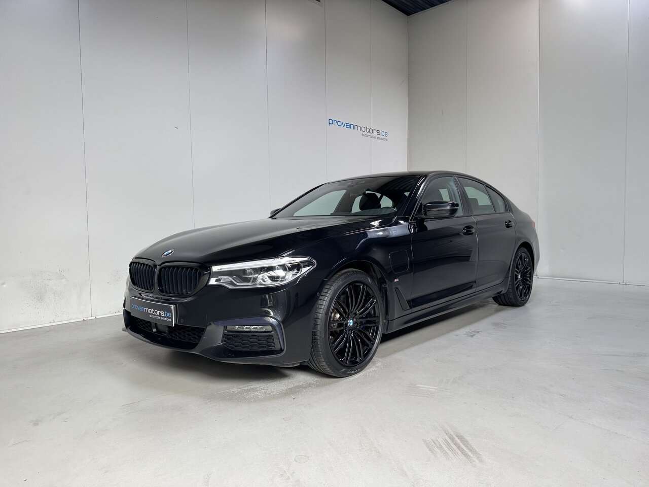BMW 530