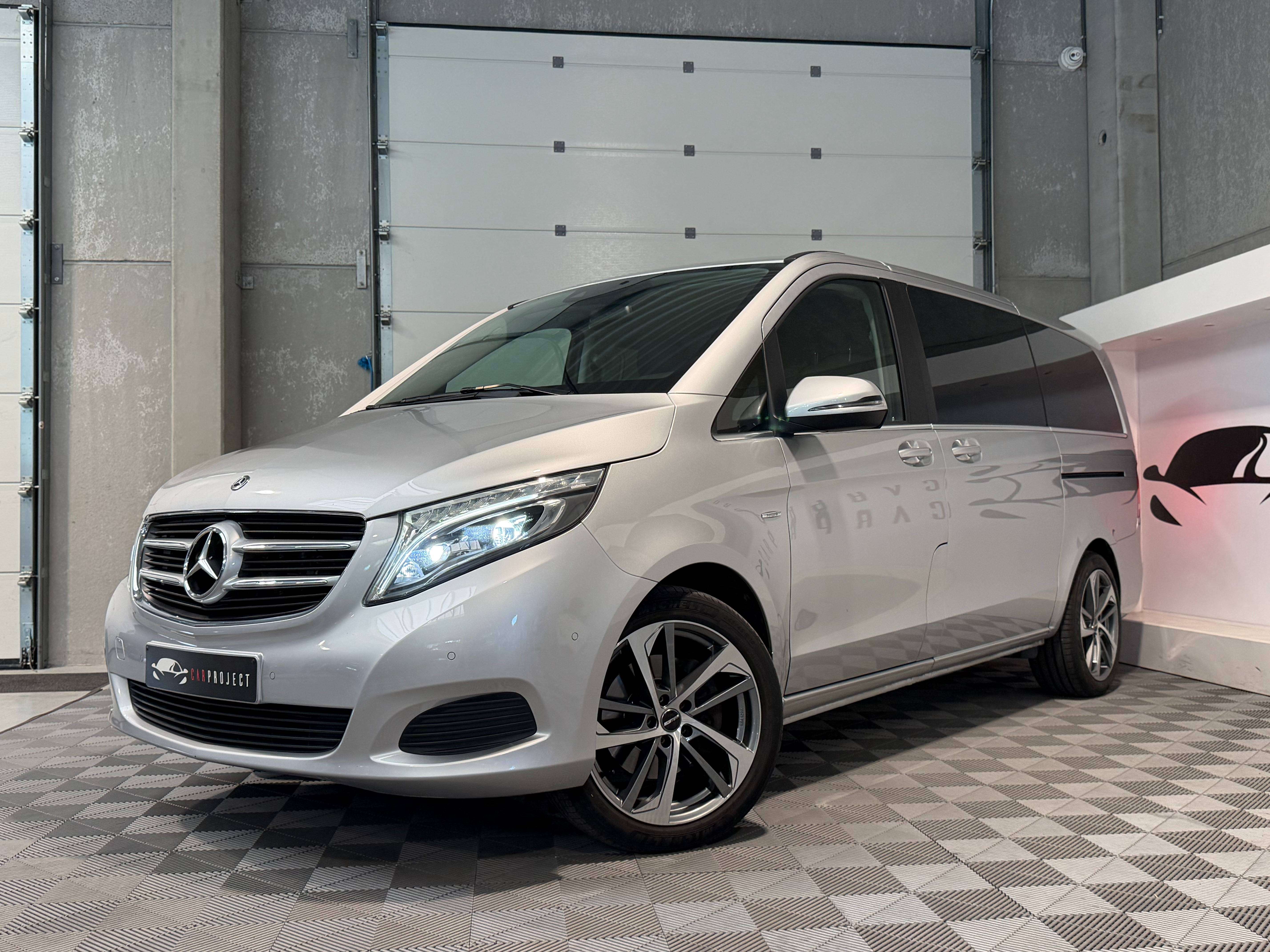 Mercedes-Benz V 250