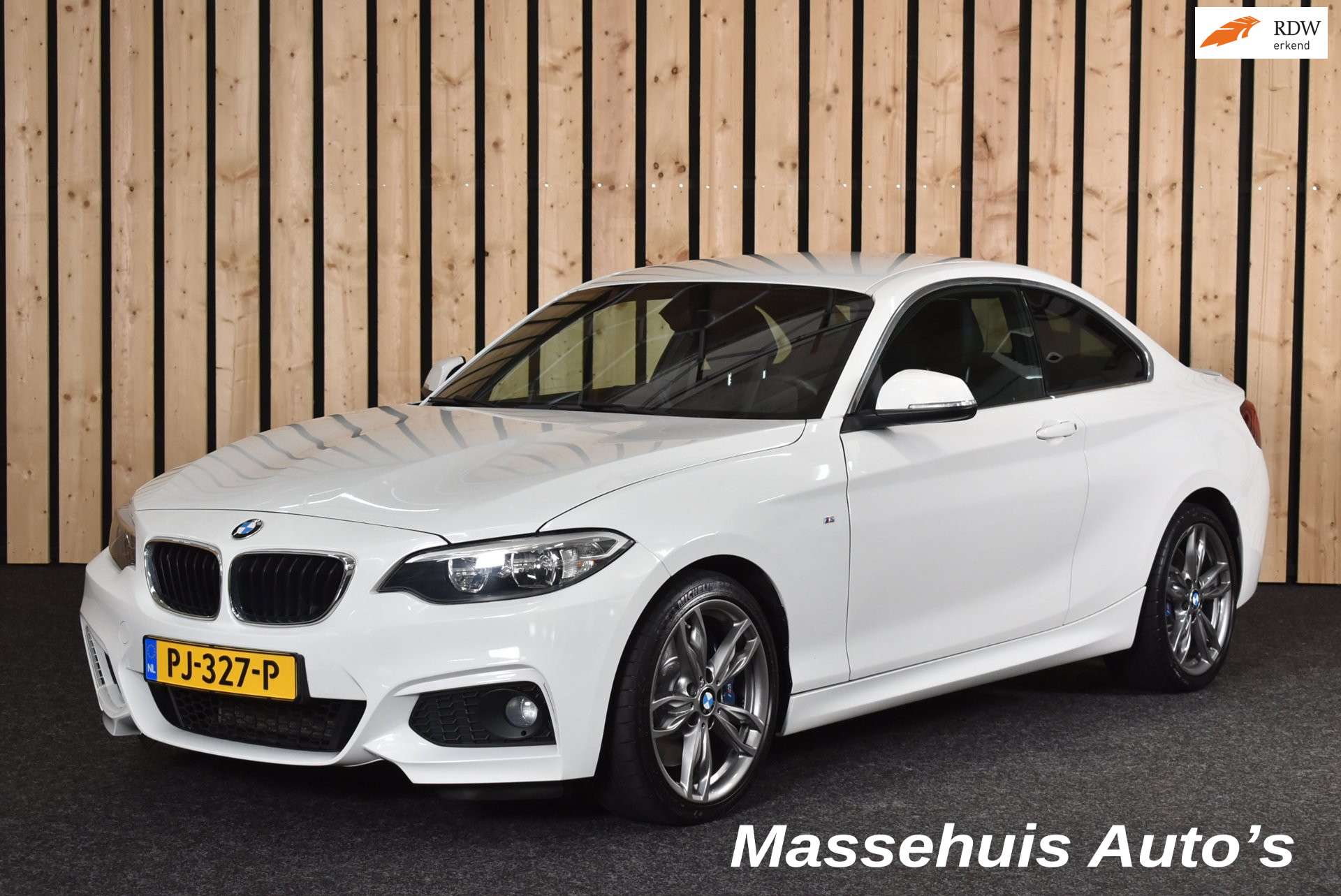 BMW 228