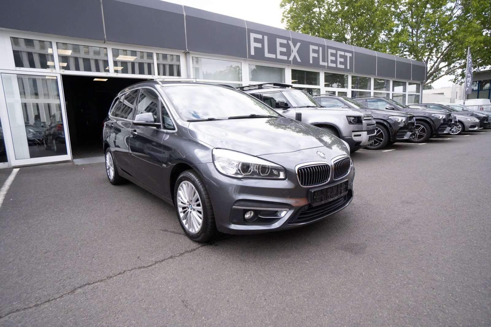 BMW 216