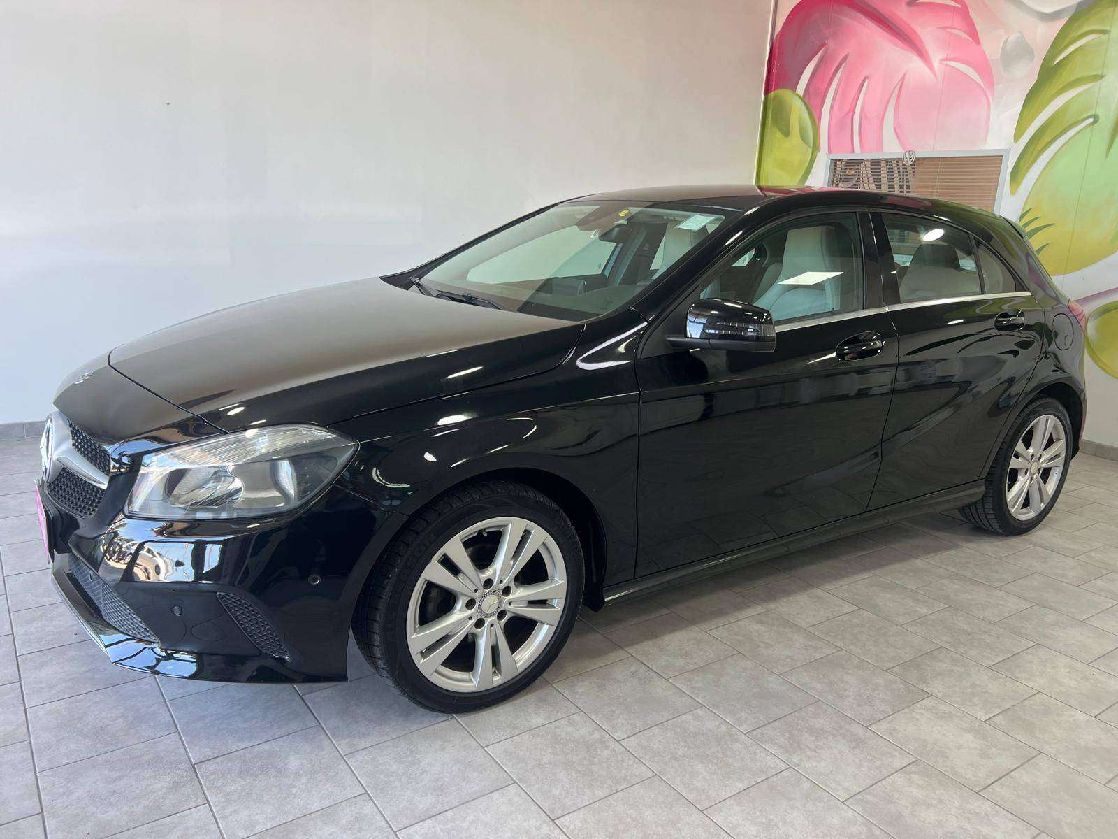 Mercedes-Benz A 180