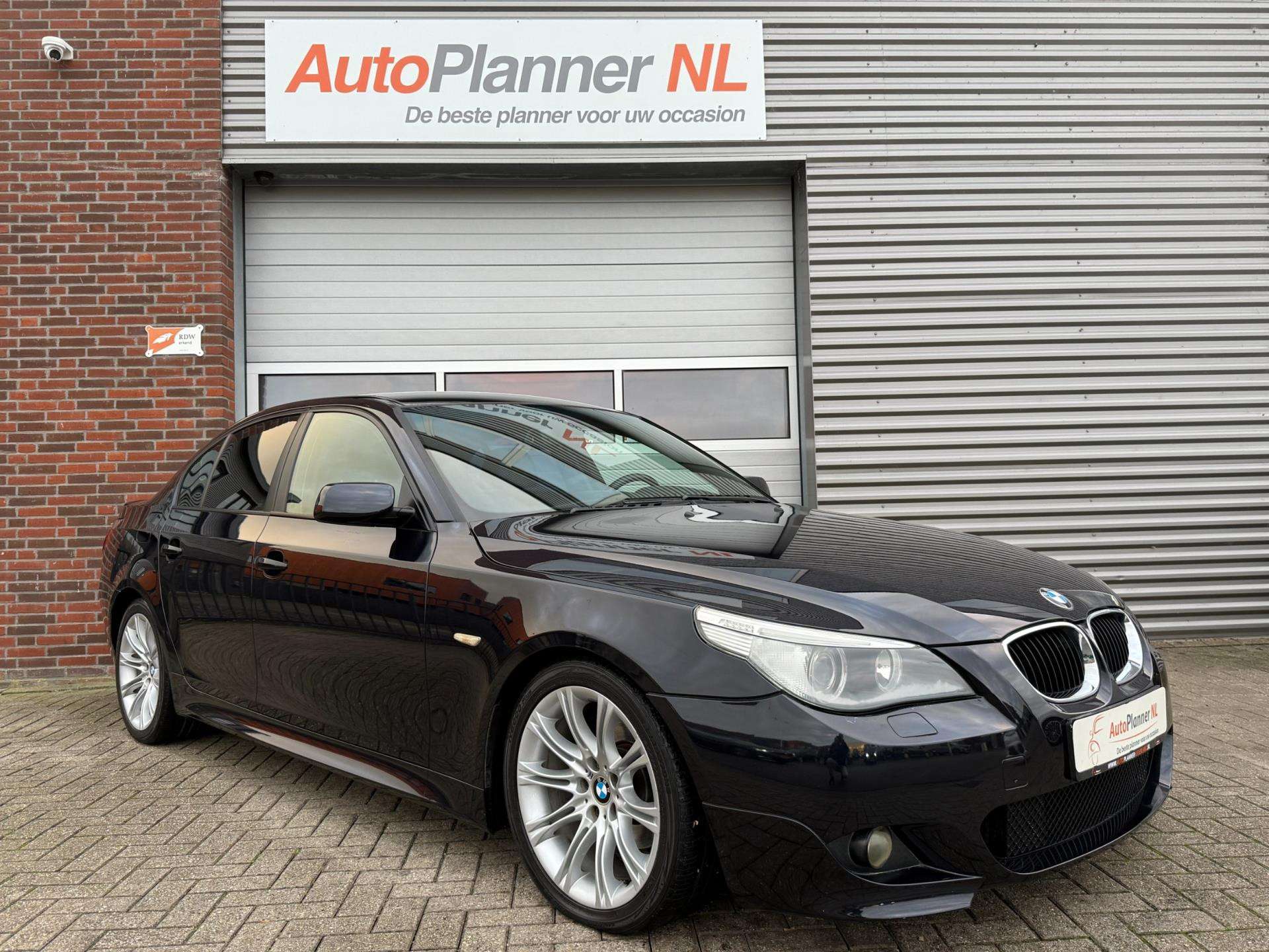 BMW 525