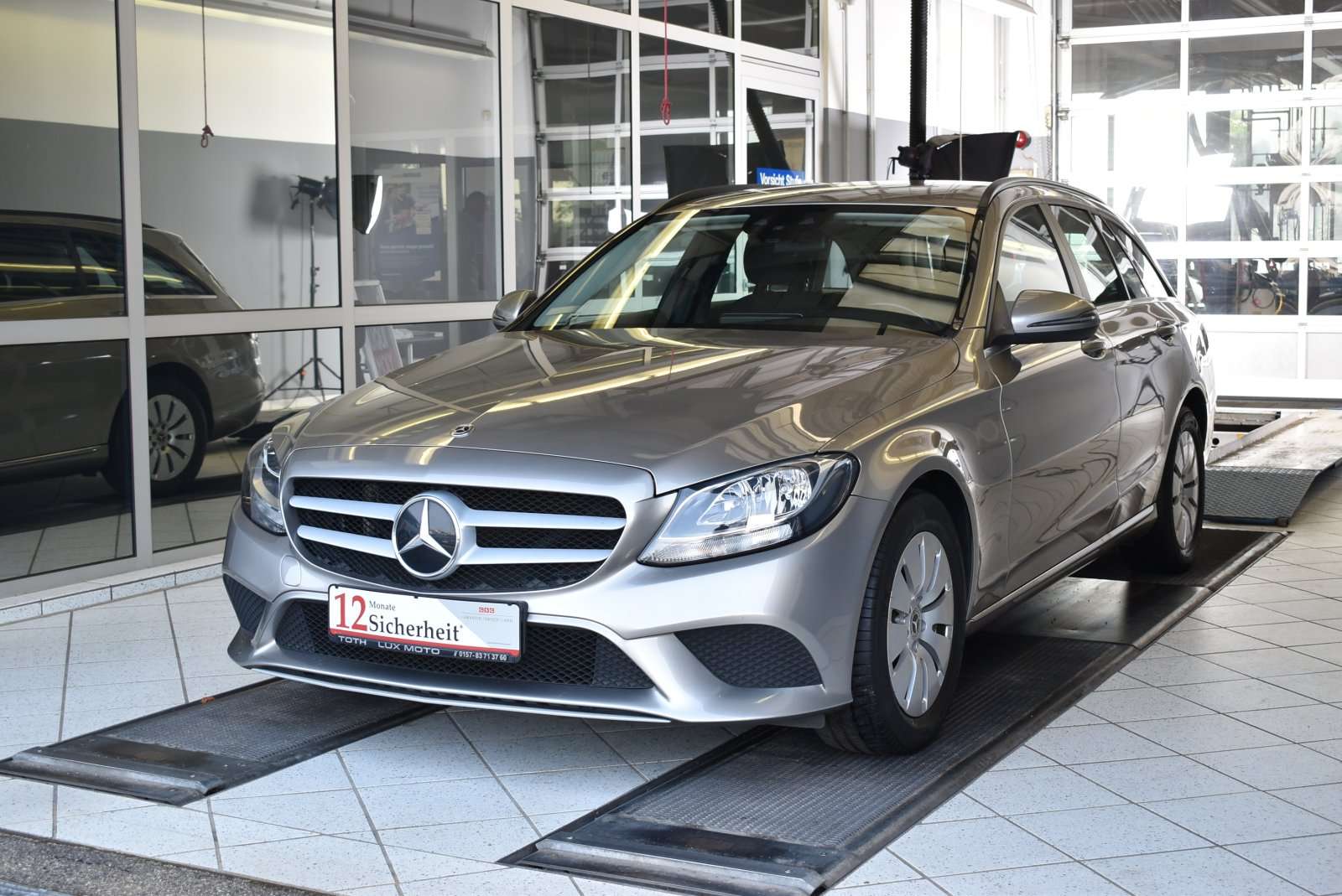 Mercedes-Benz C 200
