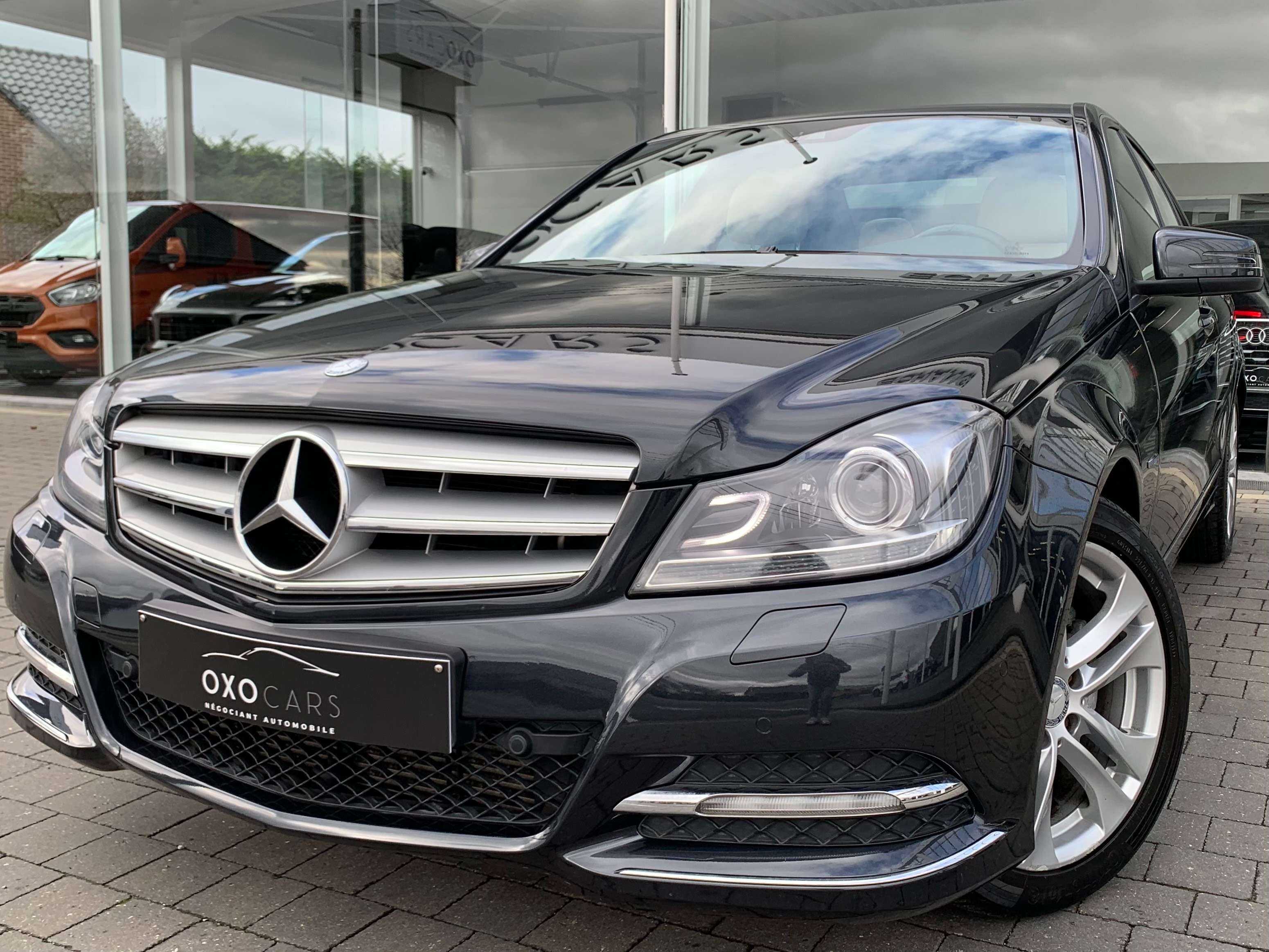 Mercedes-Benz C 200