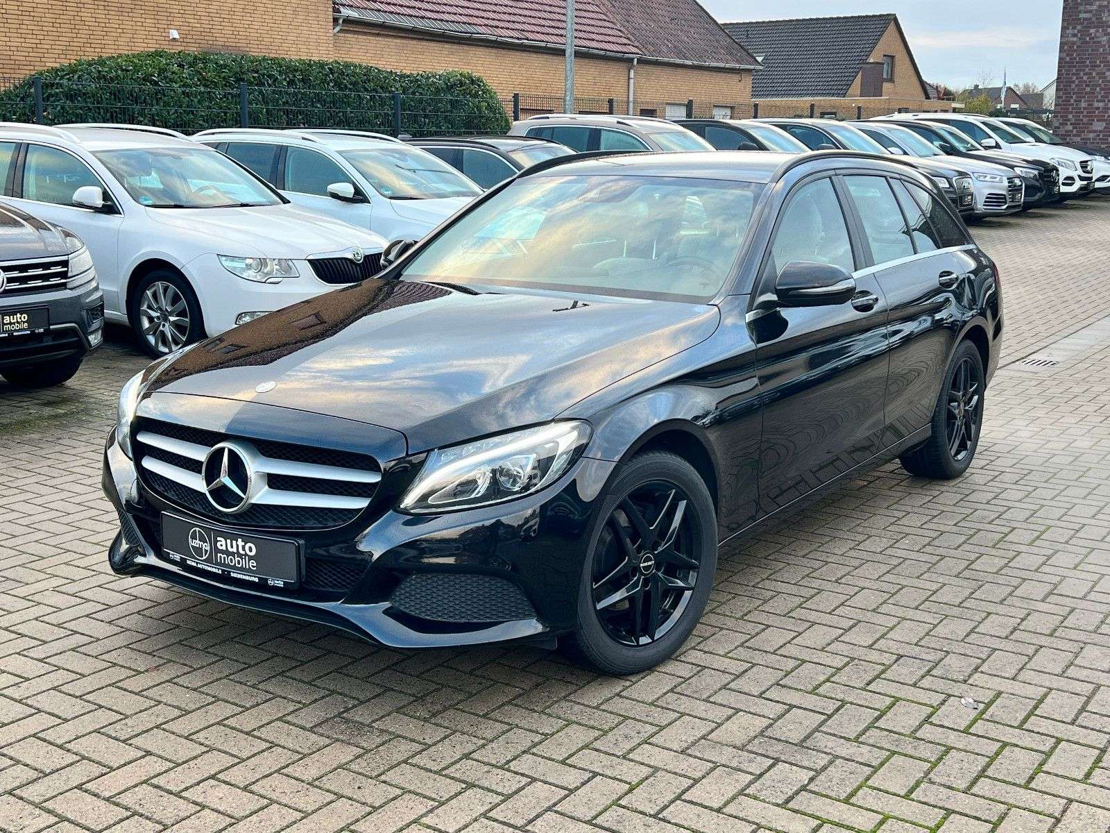 Mercedes-Benz C 220