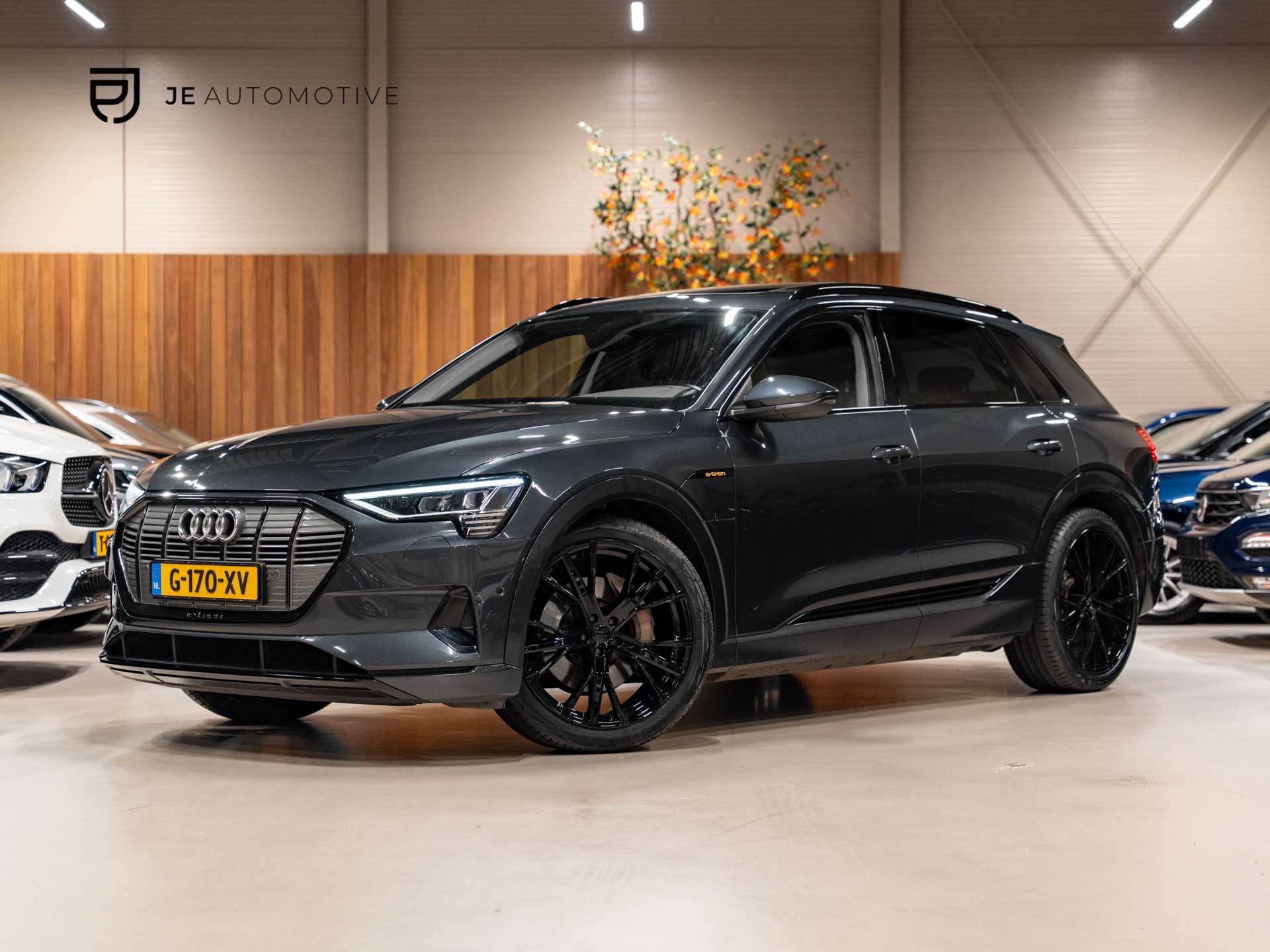 Audi e-tron