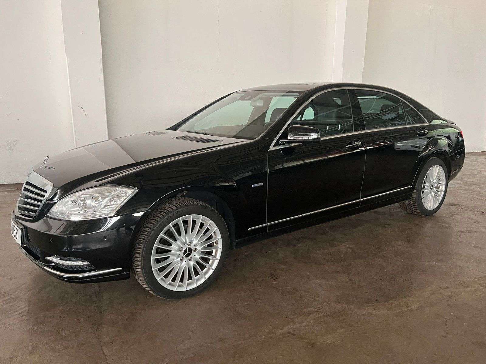 Mercedes-Benz S 400