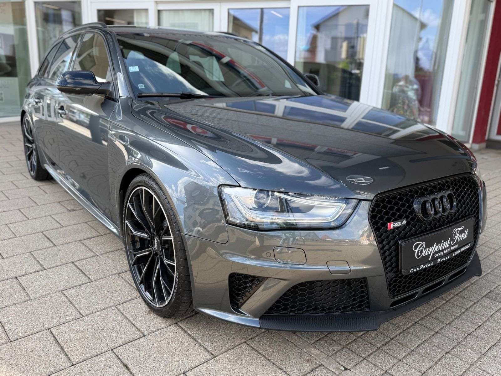 Audi RS4