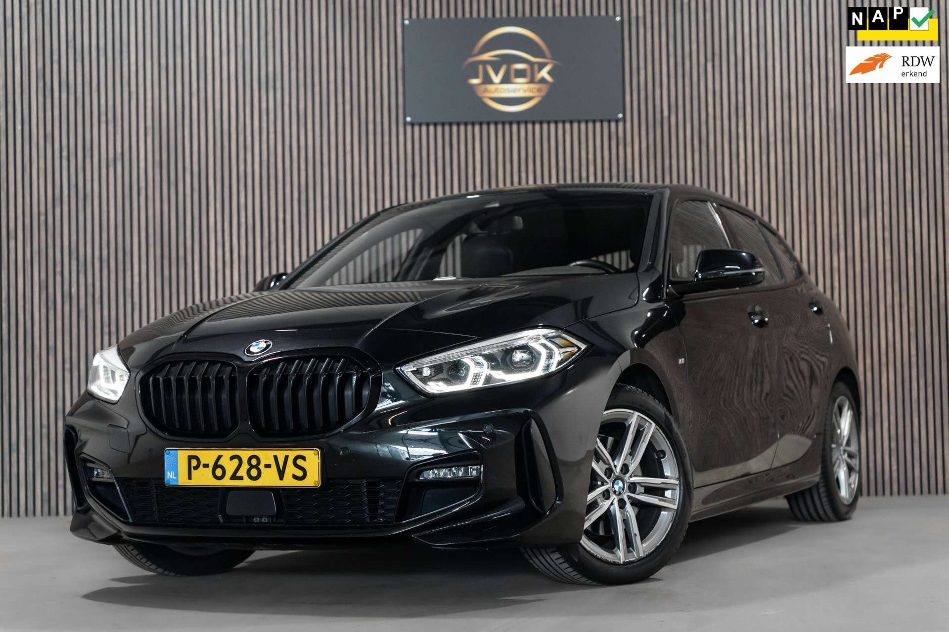 BMW 118