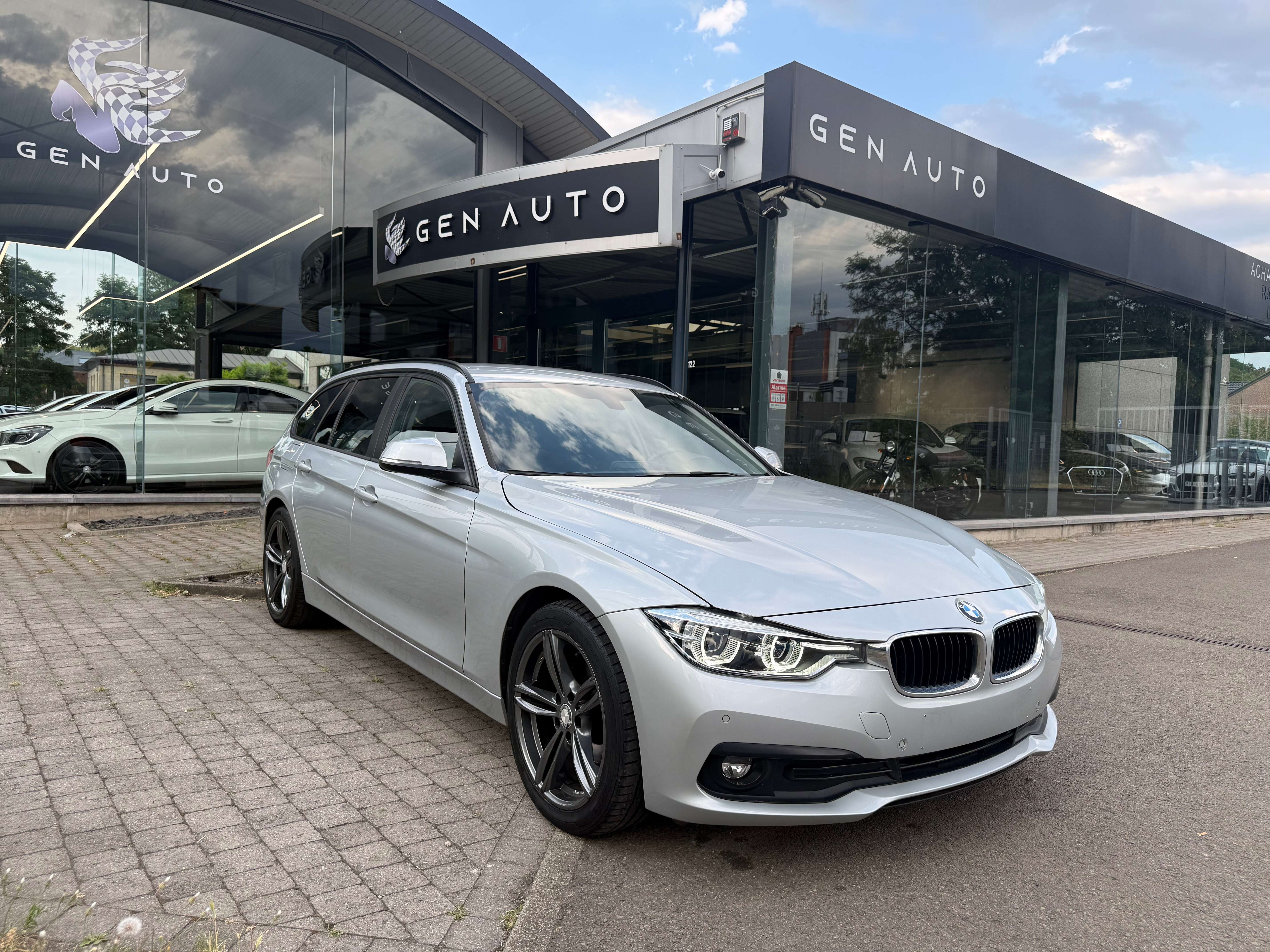 BMW 318