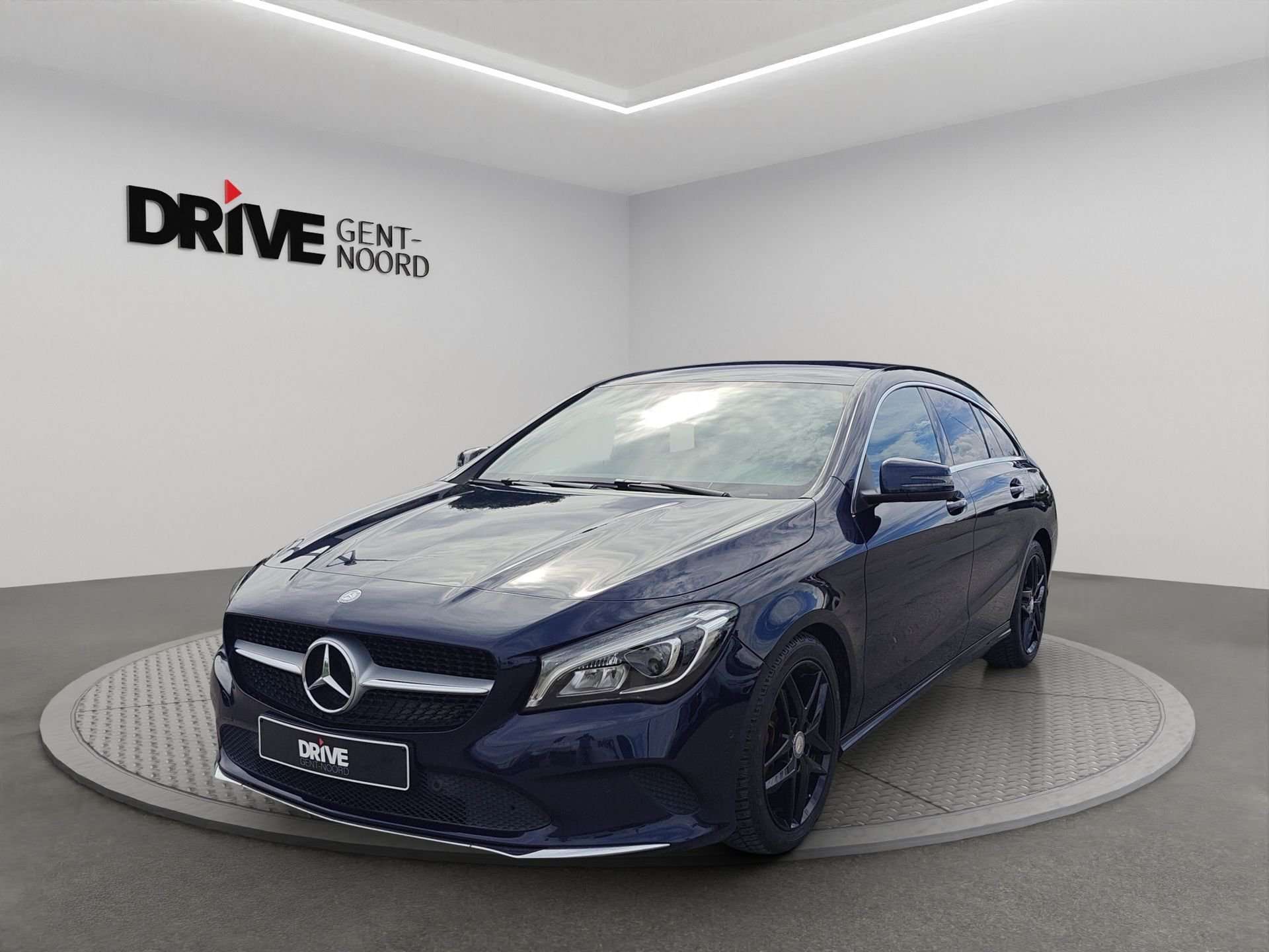 Mercedes-Benz CLA 180