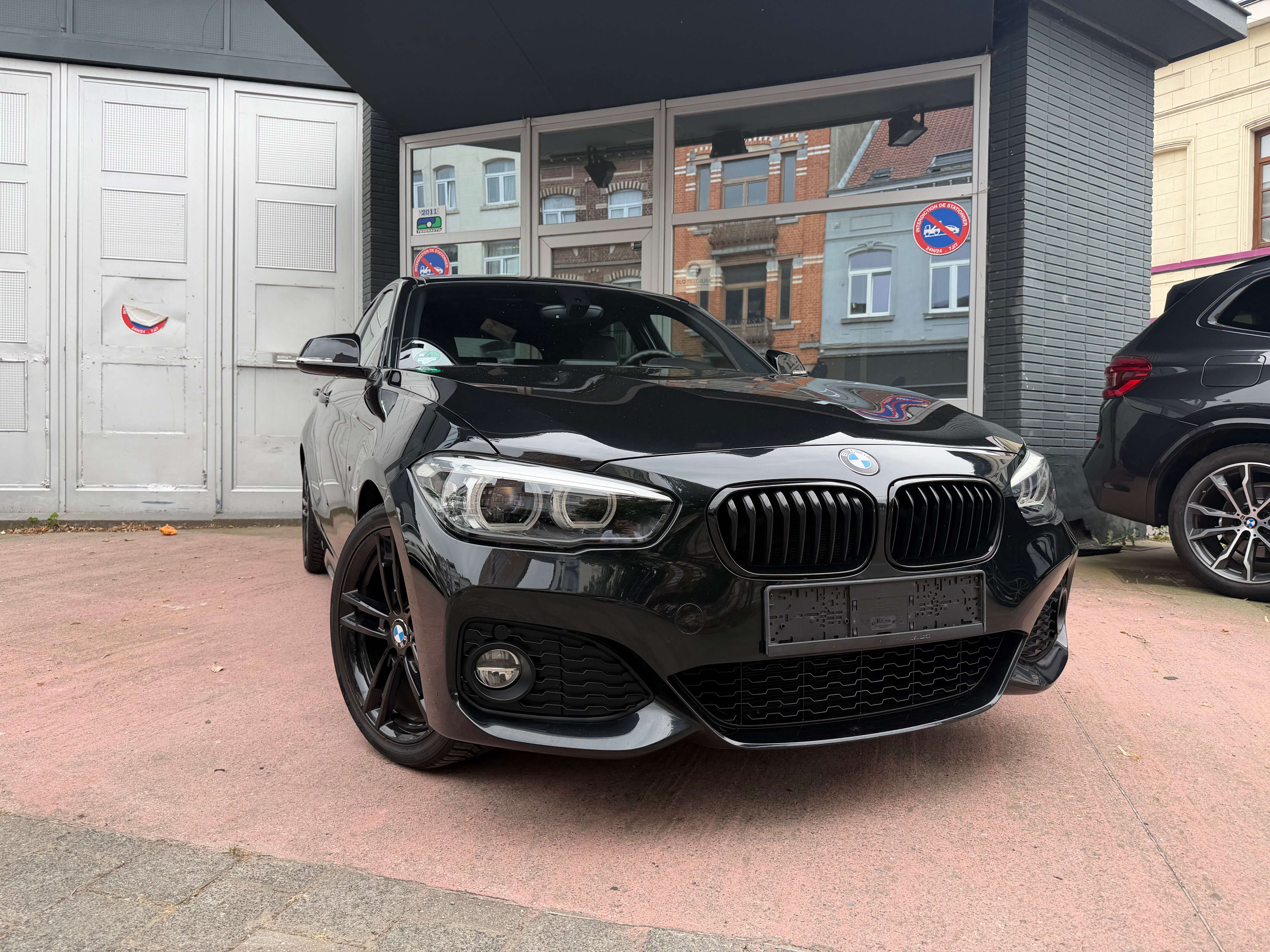 BMW 120