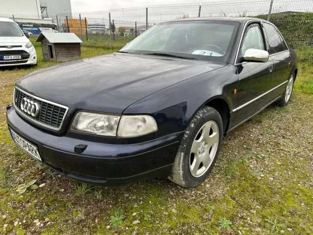 Audi S8