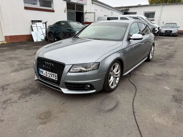 Audi S4
